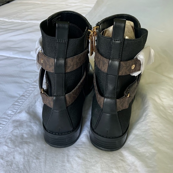 NWOT Michael Kors Rory Faux Leather Ankle Boots - Picture 7 of 14